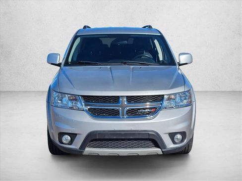 Used 2014 Dodge Journey SXT w/ Flexible Seating Group image 2
