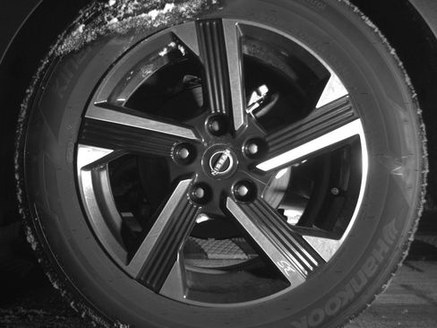 Used 2025 Nissan Sentra SV FWD image 14