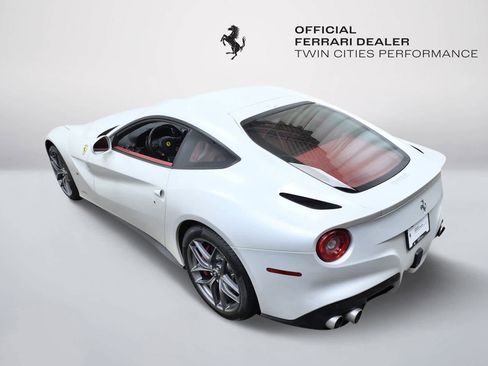 Certified 2015 Ferrari F12 Berlinetta image 5