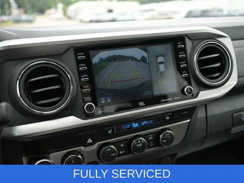 Used 2022 Toyota Tacoma Limited AWD/4WD image 26