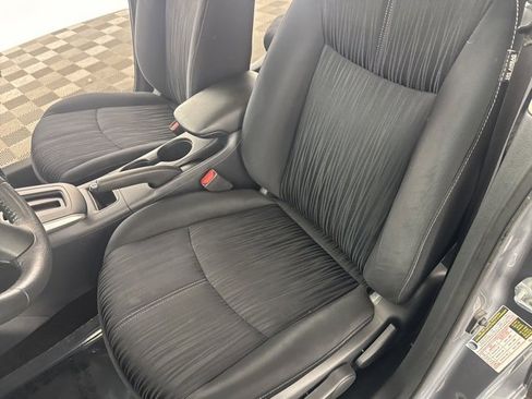 Used 2016 Nissan Sentra SV w/ Style Package image 18