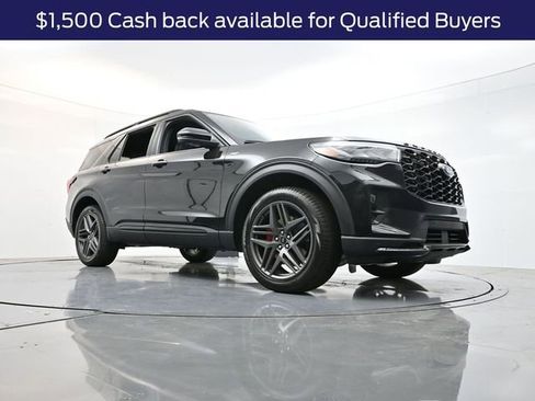 New 2025 Ford Explorer ST-Line w/ ST-Line Street Pack image 26