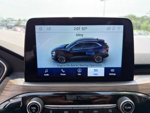 Used 2020 Ford Escape Titanium AWD/4WD image 30