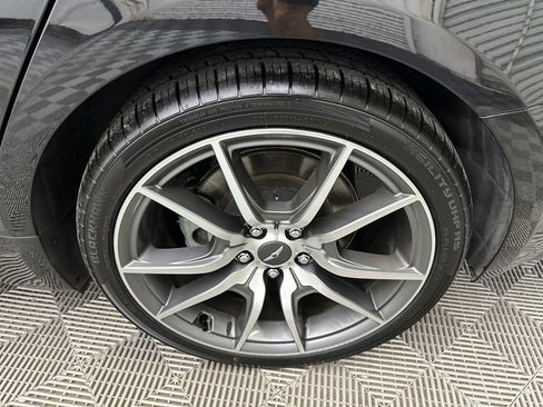 Used 2023 Genesis G70 2.0T AWD/4WD image 19