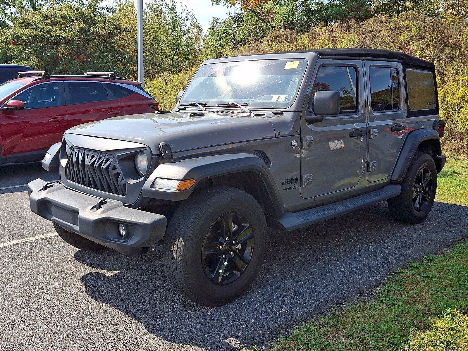 Used 2020 Jeep Wrangler Unlimited Sport AWD/4WD image 3