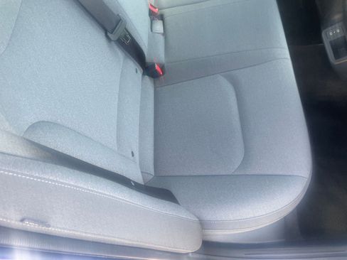 Used 2025 Kia K4 LXS image 40