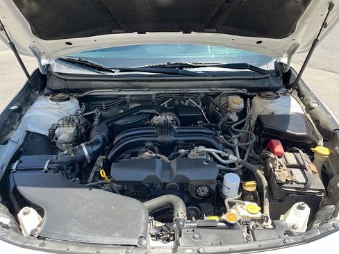 Used 2016 Subaru Legacy 2.5i Premium AWD/4WD image 29
