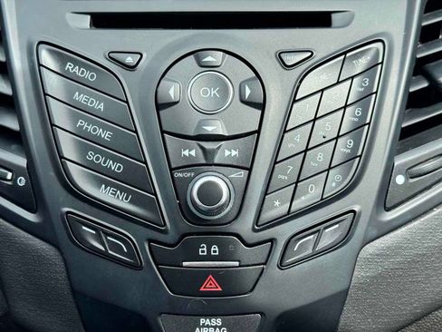 Used 2016 Ford Fiesta SE FWD image 45