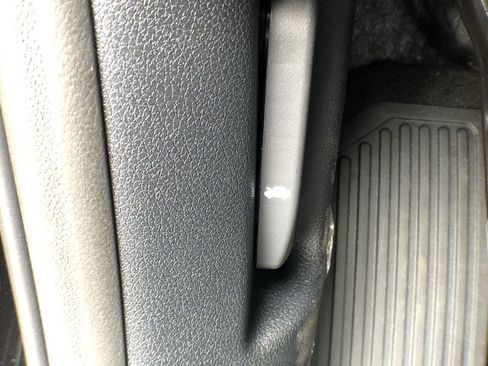 Used 2022 Kia Niro LXS image 31