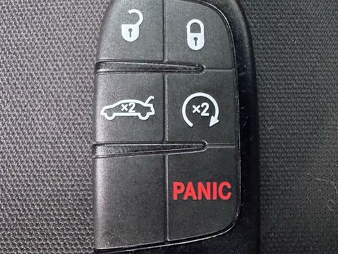 Used 2019 Dodge Charger R/T w/ Blacktop Package image 48