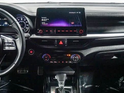 Used 2024 Kia Forte GT-Line image 13