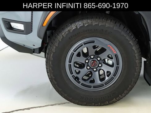 Used 2025 Nissan Frontier PRO-4X image 5