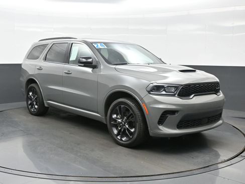 Used 2024 Dodge Durango GT image 8