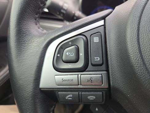 Used 2017 Subaru Outback 2.5i Premium AWD/4WD image 20
