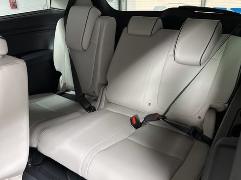 New 2026 Honda Odyssey Touring image 16