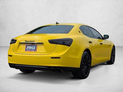Used 2017 Maserati Ghibli RWD image 5