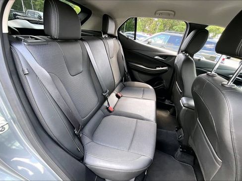 Used 2025 Buick Encore GX Preferred AWD/4WD image 23