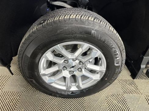 Used 2023 Chevrolet Silverado 1500 RST w/ Convenience Package II image 16