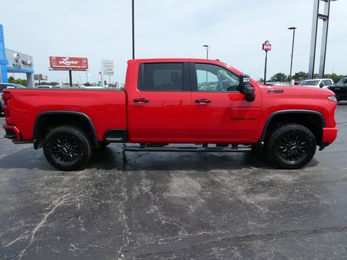 Certified 2024 Chevrolet Silverado 2500 LTZ w/ LTZ Plus Package AWD/4WD image 4