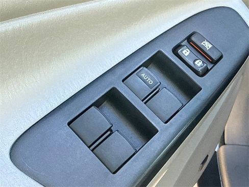 Used 2013 Toyota Tacoma PreRunner image 17