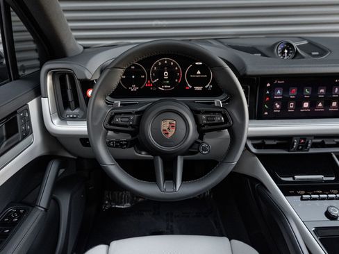 New 2026 Porsche Cayenne E-Hybrid image 18