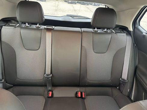 Used 2025 Buick Encore GX Preferred image 36