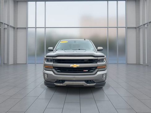 Used 2017 Chevrolet Silverado 1500 LT w/ All Star Edition AWD/4WD image 3