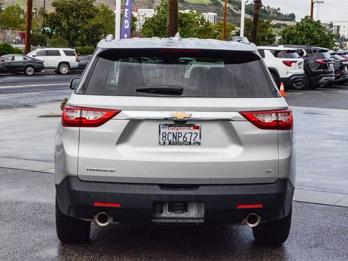 Used 2018 Chevrolet Traverse LT image 5