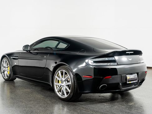 Used 2015 Aston Martin V8 Vantage GT image 14
