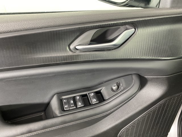 Used 2024 Jeep Grand Cherokee Altitude AWD/4WD image 15