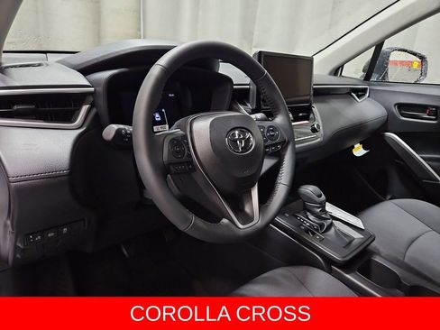 New 2026 Toyota Corolla Cross LE image 12