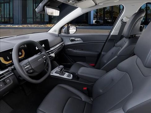 New 2026 Kia Sportage EX image 17