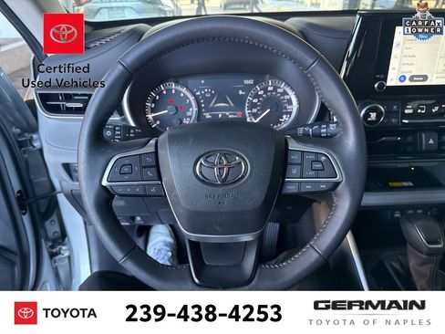 Certified 2024 Toyota Highlander XLE image 19