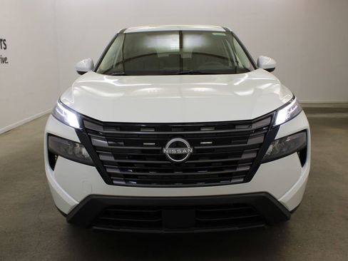 New 2026 Nissan Rogue SV FWD image 7