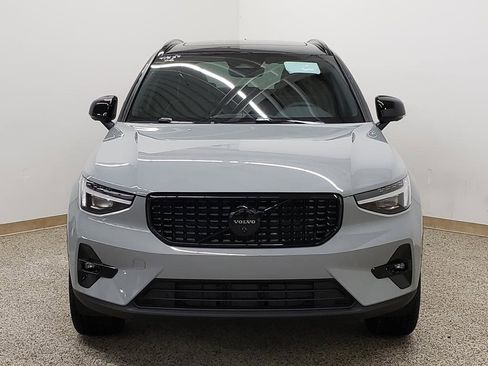 New 2026 Volvo XC40 B5 Ultra w/ Protection Package Premier image 5