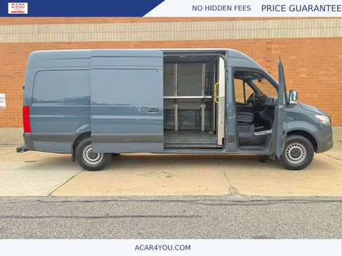 Used 2019 Mercedes-Benz Sprinter 170 image 12