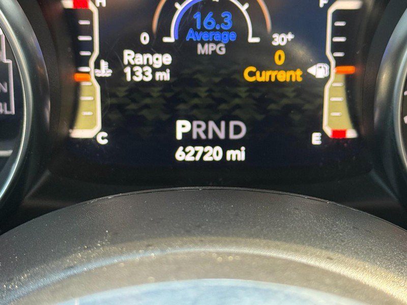 Used 2022 Jeep Wrangler Unlimited Sahara w/ Cold Weather Group AWD/4WD image 22