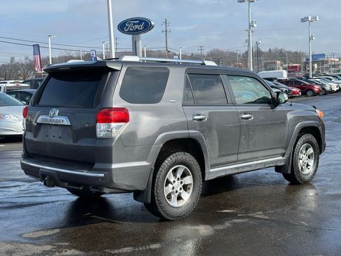 Used 2012 Toyota 4Runner SR5 w/ Premium Pkg w/3rd Row Seat image 3