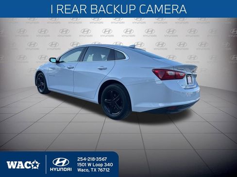 Used 2023 Chevrolet Malibu LT image 9