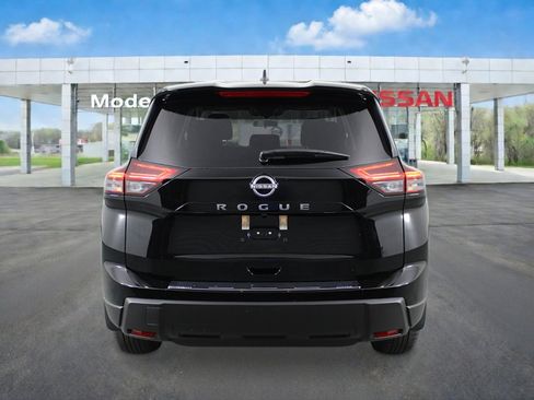 New 2026 Nissan Rogue SV FWD image 4