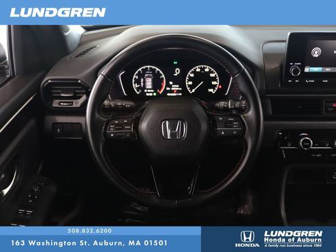 Used 2025 Honda Pilot Sport image 18