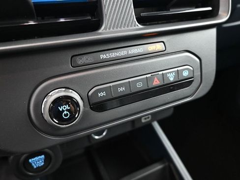 New 2026 Ford Maverick Lobo AWD/4WD image 16