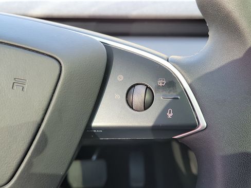 Used 2025 Tesla Model 3 Long Range image 19