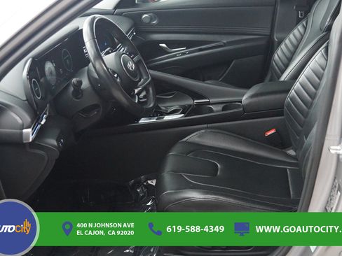 Used 2024 Hyundai Elantra Limited FWD image 9