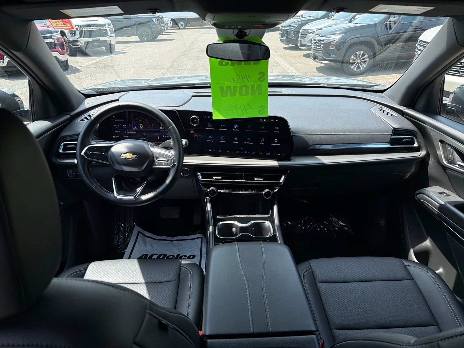 Used 2026 Chevrolet Traverse LT AWD/4WD image 14