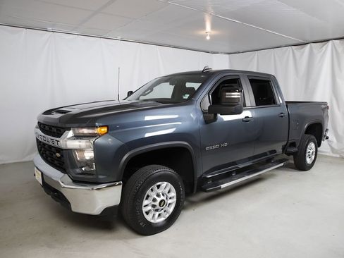 Used 2020 Chevrolet Silverado 2500 LT AWD/4WD image 19