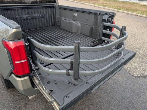Used 2025 Toyota Tacoma TRD Sport AWD/4WD image 13