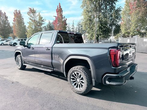 Used 2023 GMC Sierra 1500 AT4 w/ AT4 Premium Package AWD/4WD image 3