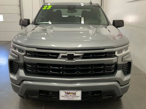 Used 2023 Chevrolet Silverado 1500 RST w/ Z71 Off-Road Package AWD/4WD image 8