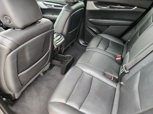 Used 2023 Cadillac XT6 Premium Luxury FWD image 22